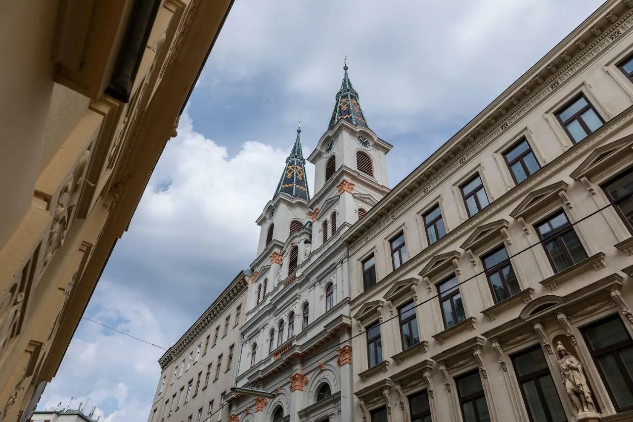Vienna Dream Apartments 0*,